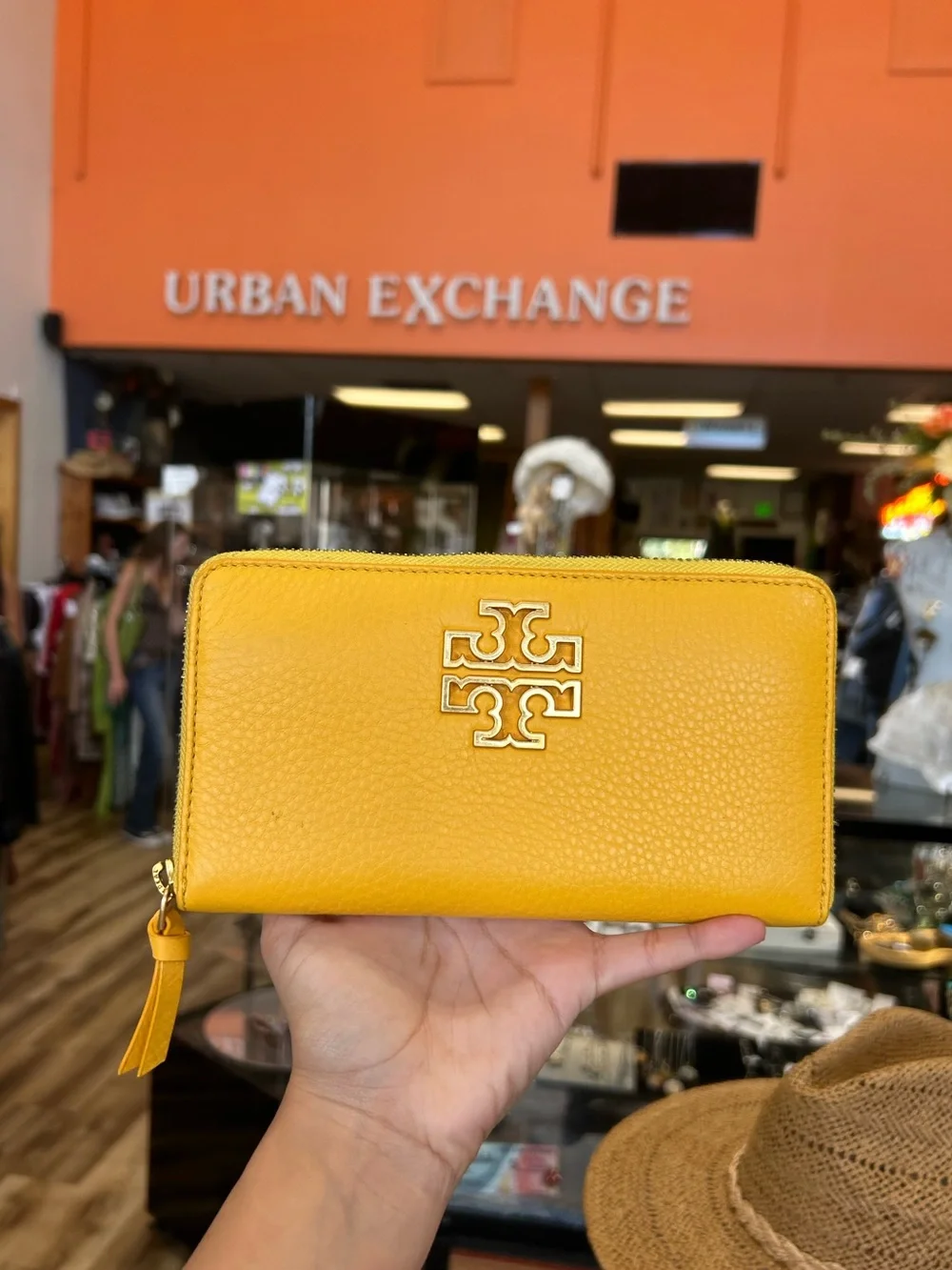 Yellow Tory Burch Britten Zip Continental Leather Wallet